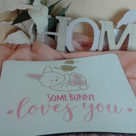 Kaninchen Mousepad Motiv "Somebunny loves you"